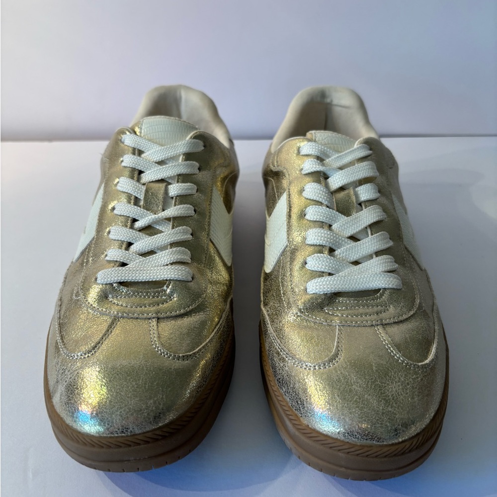 Dolce Vita Dayze Gold Metallic Lace Up Low Top Athletic Sneakers Women’s 9 (A1)